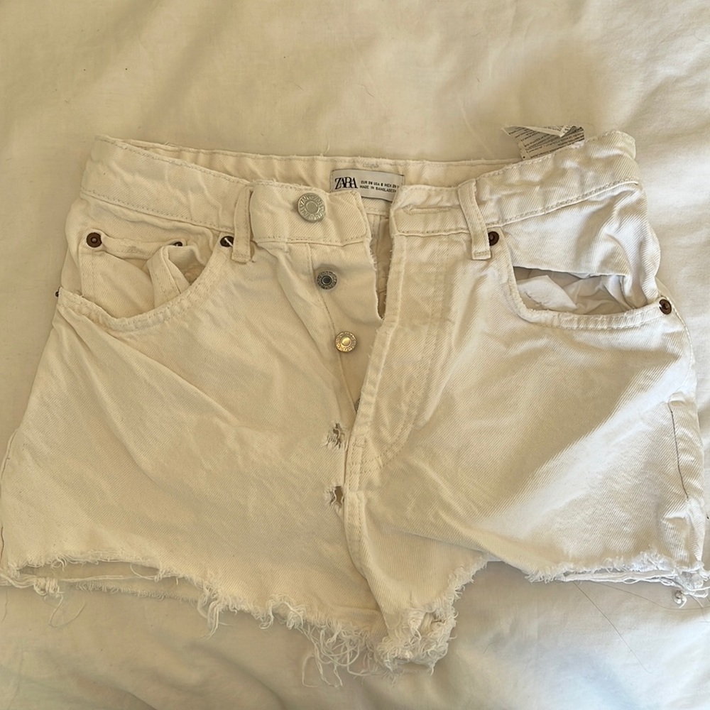 white jean shorts zara